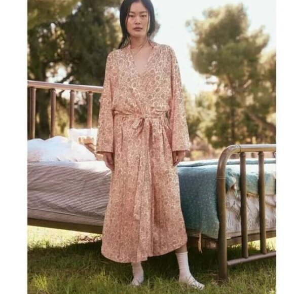 The Great. Other - The Great. The Robe Cover-Up Floral Sz 0/1 (XS/S)